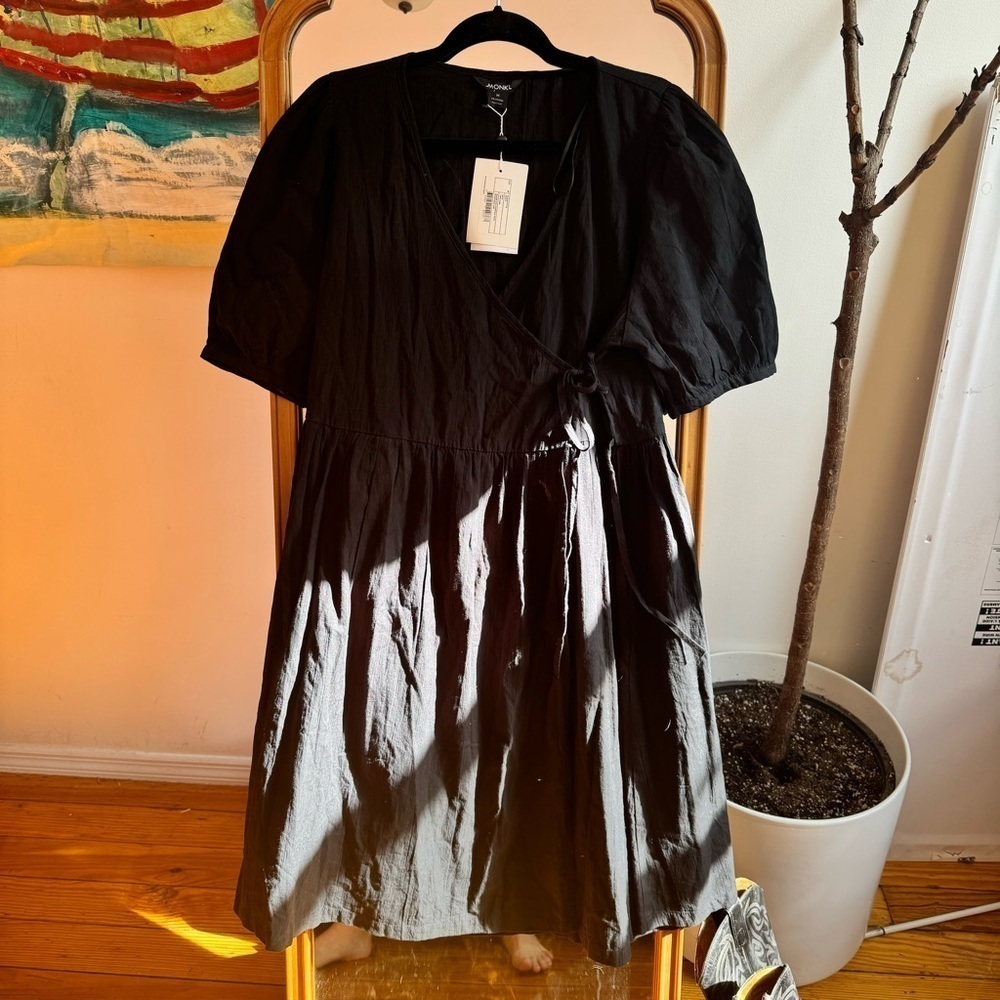Nwt Monki Cotton Puff Sleeve Bow Detail Wrap Dress Black Midi Medium — image 2 of 4
